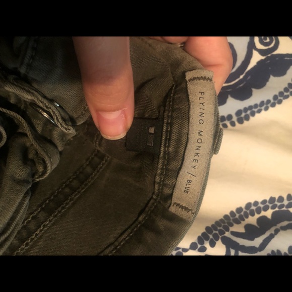 Flying monkey skinny - Picture 2 of 4